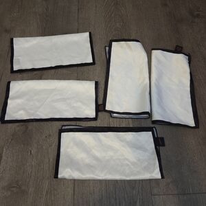 5 Egara Two-Tone Bordered Pocket Squares